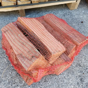 Tvrdé palivové dřevo