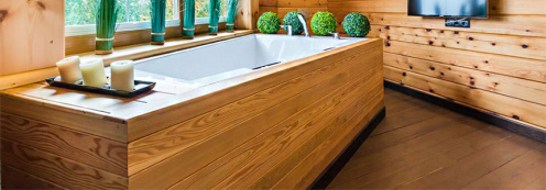 Stylový a odolný modřinovy obklad pro moderní interier vaší koupelny