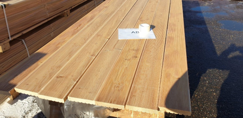 5 výhod dřevěných terasových prken